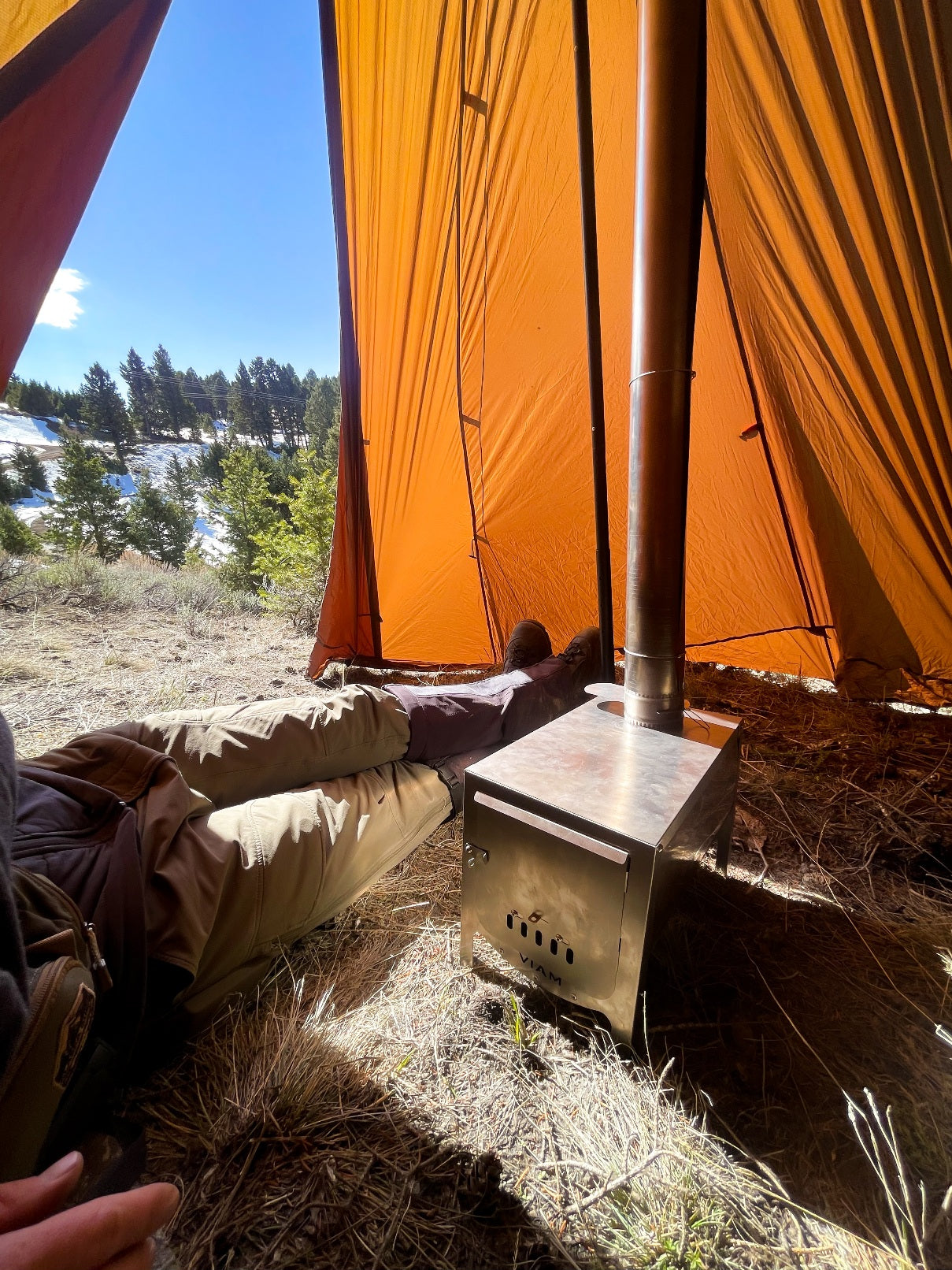 VIAM Outdoors “Loco” Titanium Stove